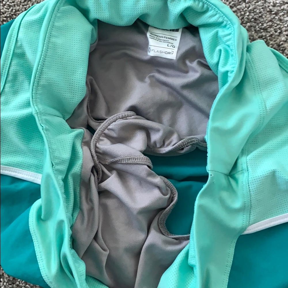 The North Face Teal Green Running Shorts Flash Dry - Picture 3 of 7